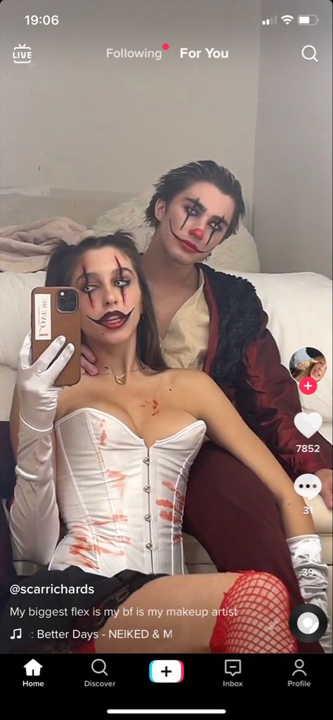 Halloween Makeup Ideas Couples, Halloween Costume Elegant, Couples Clown Halloween Costumes, Killer Clown Couple Costume, Couples Halloween Face Paint Ideas, Clown Makeup Couple, Couple Scary Halloween Costumes, Maquillage Halloween Couple, Couple Makeup Halloween