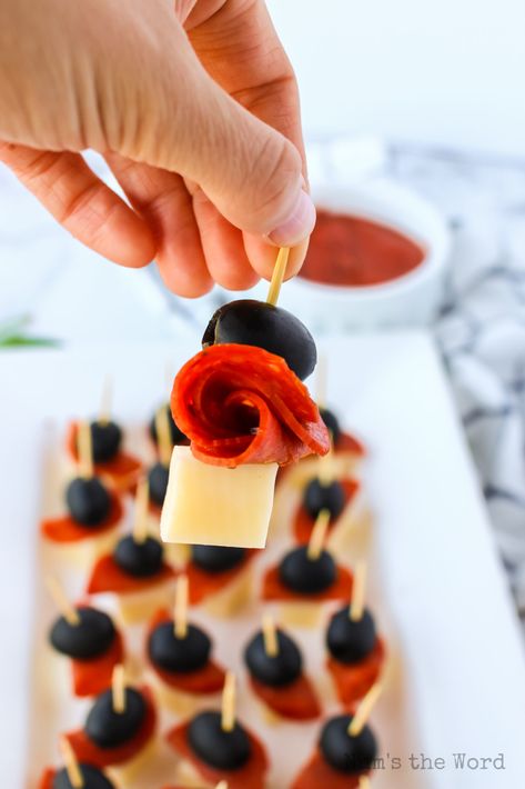 Peperoni Appetizers, Pepperoni Caprese Bites, Appetizers For Anniversary Party, Red And Black Appetizers, Poker Party Snacks, Pepperoni Skewers Appetizers, Pepperoni Flowers, Charcuterie Kabobs, Poker Food