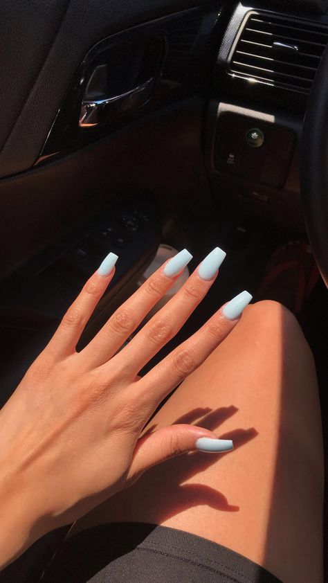 Cute Light Blue Acrylic Nails, Coffin Sky Blue Nails, Light Blue Medium Acrylic Nails, Acrylic Nails Inspo Back To School, Pastel Blue Acrylic Nails Coffin, Light Blue Acyrilics Nails, Iced Blue Nails, Pale Turquoise Nails, Solid Blue Nails Acrylic