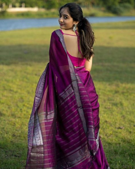 Mangalgiri Silk Saree with Silver border Price:Rs3599/- DM/whats app:+91-8790260829 Athmika Sumithran, Mangalgiri Silk Saree, Silk Pattu Sarees, Saree Wearing Styles, Editing Techniques, New Saree Blouse Designs, Cotton Saree Designs, Female Celebrity Fashion, Modern Saree