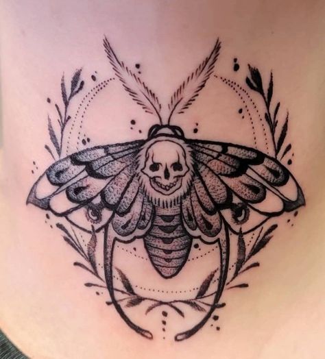 Moth Throat Tattoo, Floral Moth Tattoo, Throat Tattoo, Bug Tattoo, Moth Tattoo, Floral Sleeve, Best Skin, Body Tattoos