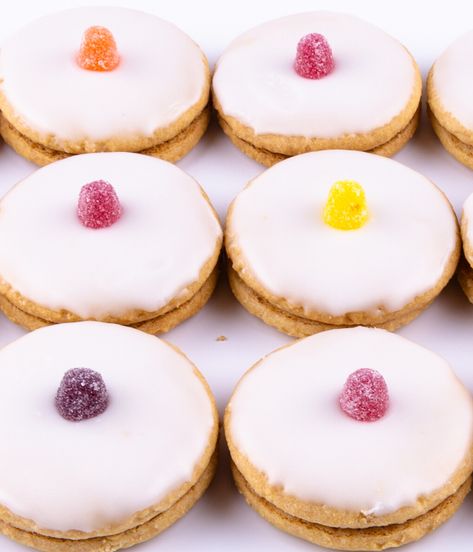 Scottish Empire Biscuits Empire Biscuit Recipe, Empire Biscuits, Jelly Tots, Icing Design, Custard Powder, Royal Icing Recipe, Cherry Recipes, Raspberry Jam, Green Decor