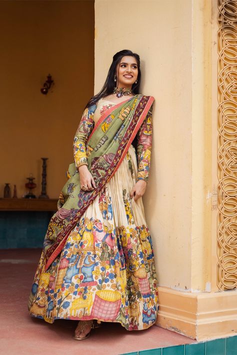 lehenga set  |womens kalamkari lehenga choli |crop top lehenga set |designer kalamkari lehenga dupatta | cream green wedding lehenga choli | mehendi hand painted kalamkari lehenga usa Women's lehenga set /kalamkari embroidered bluelehenga skirt/voggish      lehengas are one of the beautiful and versatile traditional attires of india !! we carry such pieces in budget with great quality that can be styled in multiple ways with different outfits !!       Here is Beautiful lehenga set in cream color Hand Painted Lehenga, Painted Lehenga, Kalamkari Lehenga, Cancan Lehenga, Usa Wedding, Green Dupatta, Kurta Lehenga, Kalamkari Blouse, Crop Top Lehenga