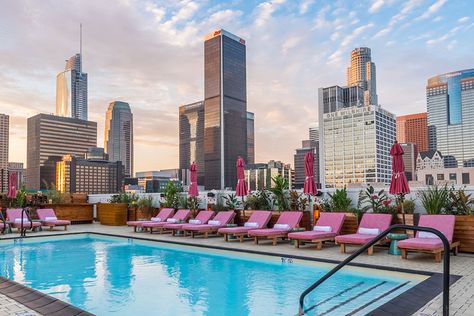 Rooftop pool. Freehand Hotel, Hotel Manager, Pool Hotel, Los Angeles Downtown, Unusual Hotels, Hotel Los Angeles, Visit Los Angeles, Floating Platform, Los Angeles Hotels