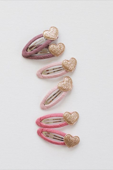 Toddler Hair Girl, Heart Snap, Sparkle Hair, Girl Hair Accessories, Hair Girl, Glitter Hearts, Clip Hair, Snap Clips, Affordable Gifts