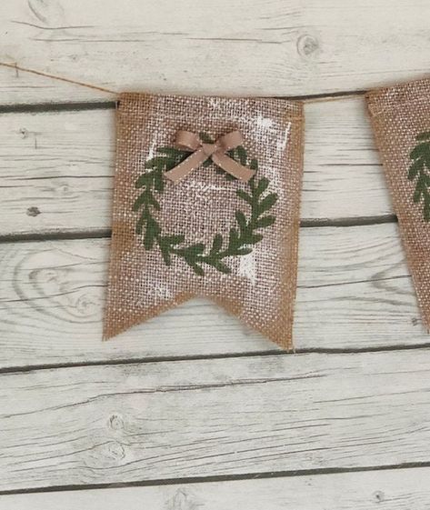 Wreath Burlap, Heart Christmas, Classic Farmhouse, Christmas Beauty, Christmas Banner, Christmas Tree Garland, Burlap Banner, Green Wreath, Rustic Holiday