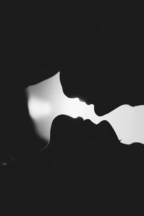 💙ilhan RÜZGAR 💙 Man And Woman Silhouette, Photo Couple, White Photo, Couple Aesthetic, White Aesthetic, Love Couple, Book Aesthetic, Couple Pictures, White Photography