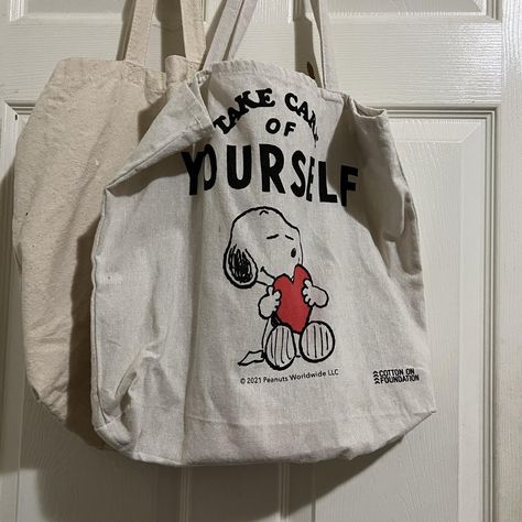 Snoopy Tote Bag, Snoopy Bag, Snoopy Baby, Ideas Crafts Diy, Tote Bag Designs, Snoopy And Charlie Brown, Snoop Dog, Snoopy Love, Bag Designs