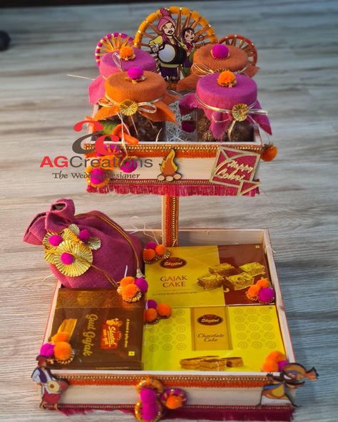 Lohri Packing Ideas, Wedding Packing, Hamper Ideas, Trousseau Packing, Gifts Wrapping, Gifts Wrapping Diy, Wedding Crafts Diy, Wedding Plan, Wedding Crafts