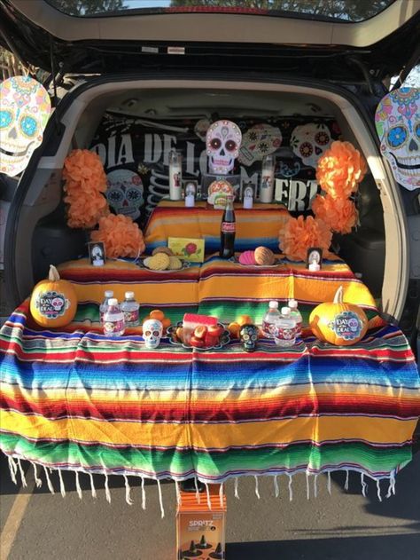 Trunk Or Treat Ideas Dia De Los Muertos, Trunk Or Treat Ideas For Cars Dia De Los Muertos, Ofrenda Trunk Or Treat, Trunk Or Treat Mexican Theme, Dia De Los Muertos Trunk Or Treat Ideas, Coco Themed Trunk Or Treat, Trunk Or Treat Dia De Los Muertos, Dia De Los Muertos Trunk Or Treat, Halloween Car Decorations