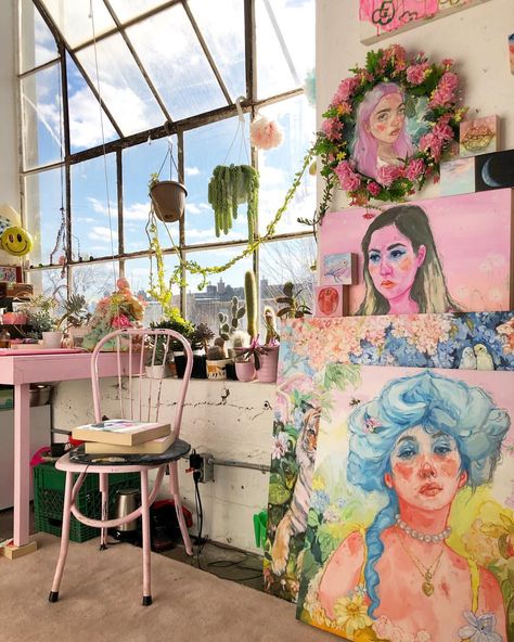 Home Art Studios, Art Studio Space, Art Studio Room, Pink Paradise, Art Studio At Home, Dream Studio, Artist Aesthetic, My Art Studio, Blue Skies