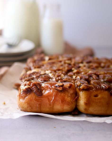 Caramel Apple Pecan Sticky Buns - Lo's Kitchen Apple Buns, Apple Sticky Buns, Easy Sticky Buns, Orange Sweet Rolls, Brioche Dough, Mini Cinnamon Rolls, Mini Bun, Pecan Sticky Buns, Caramelized Sugar