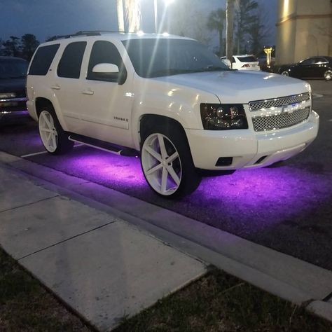 2010 Chevy Tahoe Z71 fully loaded with 26"U2s Underglow lights and rear tv 113,000 miles 15k firm #tahoez71#custom #26inches #underglow… 2010 Tahoe, Tahoe Chevy, Underglow Lights, Chevy Tahoe Z71, Tahoe Z71, Hummer Cars, Yukon Denali, Chevy Tahoe, Chevrolet Tahoe