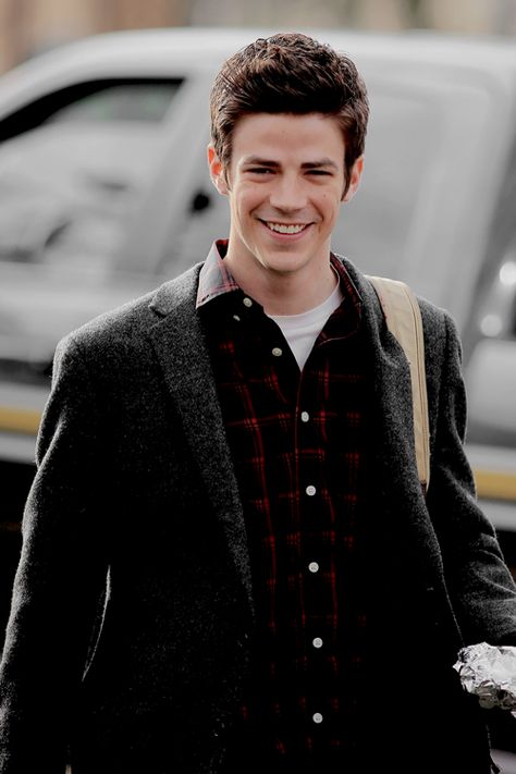 FY Grant Gustin Gustin Grant, Grant Gustin Flash, Flash Barry Allen, The Flash Grant Gustin, Dc Tv Shows, Forensic Scientist, Fastest Man, Supergirl And Flash, Barry Allen