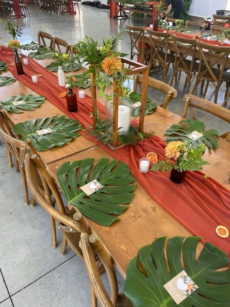 Tropical Tablescape, Havana Nights Party Theme, Havana Nights Theme, Jamaican Party, Havana Party, Cuban Party, Havana Nights Party, Jamaican Wedding, Buffet Table Decor