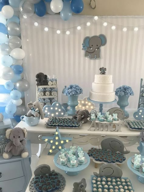 Baby Shower Ideas For Girls Themes, Peanut Baby Shower, Elephant Baby Shower Boy, Idee Babyshower, Elephant Baby Shower Theme, Baby Elefant, Baby Shower Decorations For Boys, Baby Shower Table, Elephant Baby Showers