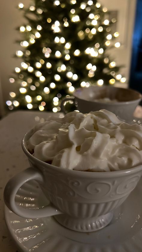 Hot Chocolate Asthetic Picture, Hot Chocolate Whipped Cream, French Hot Chocolate, Hot Chocolate With Cream, Chocolate Movie, Winter Pfp, Winter Hot Chocolate, Hot Chocolate Christmas, Coffee Flavors