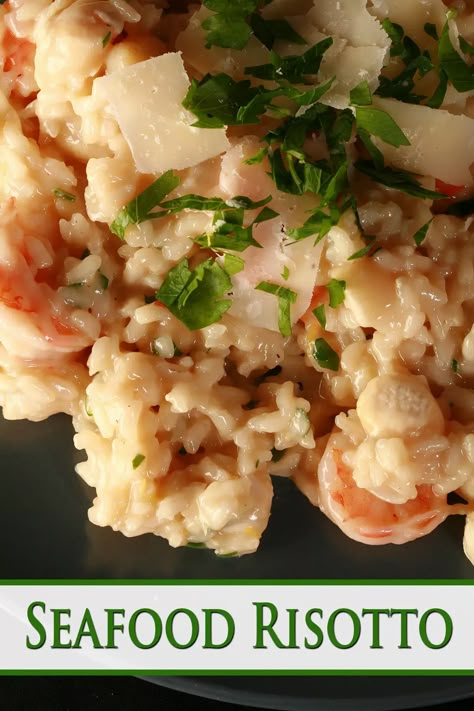 A close up view of seafood risotto on a plate. The top is scattered with chopped parsley and big flakes of Parmesan cheese. Meditrainian Diet, Risotto Recipes Easy, Lobster Risotto, Seafood Dinners, Crab Pasta, Risotto Dishes, Rice Side Dish Recipes, Seafood Risotto, Risotto Recipe