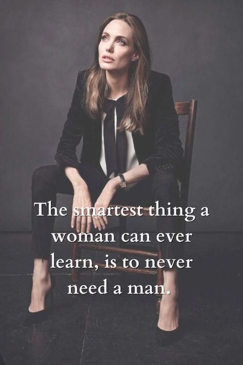 Strong Women Asthetics, Female Genius Wallpaper, Sucssefull Woman, Successfully Women, Powerful Women Wallpaper, Bold Woman Aesthetic, Confident Woman Pictures, Confident Woman Aesthetic Photography, Independent Women Wallpaper