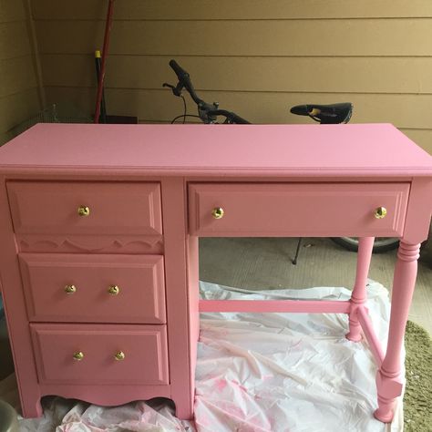 Desk Changing Table Diy, Pink Desk Makeover, Wicker Desk, Vanity Redo, Refurbished Desk, Natural Wood Desk, Beachy House, Vanity Inspo, Desk Makeover Diy