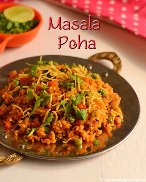 Vegetable poha or Masala poha - bliss when topped with sev <3 Rice With Vegetables, Breakfast Pictures, Poha Recipe, North Indian Recipes, Indian Foods, Pani Puri, Eggless Baking, Indian Breakfast, Desi Food