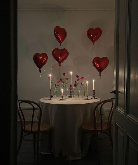 Galentines Party, Valentine Dinner, Valentines Party, Romantic Dates, Birthday Dinners, Romantic Dinners, Be My Valentine, San Valentino, The Table