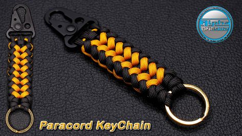 Learn How to Make a Paracord Keychain Key Fob Sanctified Knot - Sling clip - Snap Hook Carabiner Paracord Key Fob, Paracord Bracelet Tutorial, Paracord Crafts, Tactical Accessories, Paracord Diy, Paracord Ideas, Carabiner Keychain, Paracord Keychain, Handmade Keychains