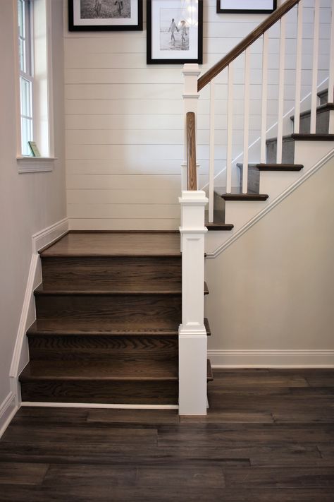 This is a Toll Brothers home with craftsmen newels, square white balusters, and stained oak treads and risers. Pictures taken by Catie Hope of Hope Vine Photography. Stained Staircase With White Trim, Oak Stairs With White Risers, Stairs Stained, White Balusters, Stained Stairs, Staircase Decoration Ideas, Stained Staircase, Craftsman Stairs, Vine Photography