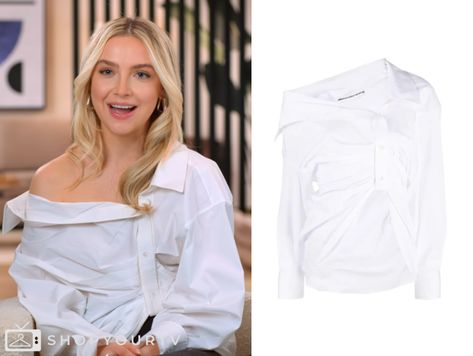 Owning Manhattan: Season 1 Savannah's Ruched Front Top Manhattan Outfits, Owning Manhattan, 2024 Era, Escape The Night, Generation Gap, Kimmy Schmidt, Worn On Tv, Lilly Singh, Housewives Of Atlanta