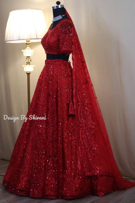 Priyanka Chopra Lehenga, Wedding Gifts Indian, Lehenga Shopping, Baju Kahwin, Engagement Lehenga, Red Lehenga Choli, Lehenga Bridal, Bridesmaid Lehenga, Wedding Dresses Indian