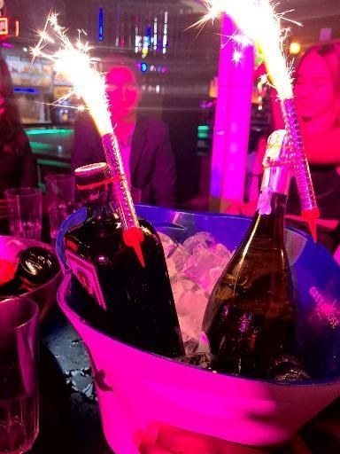 birthday party '21 [Video] en 2022 | Fotos discoteca, Fotos de fiesta, Fotos de humo Friends Party Night, Club Nightclub, Party Night Club Aesthetic, Night Club Aesthetic, Party Night Club, Alcohol Party, Instagram Party, Clubbing Aesthetic, Baby Love Quotes