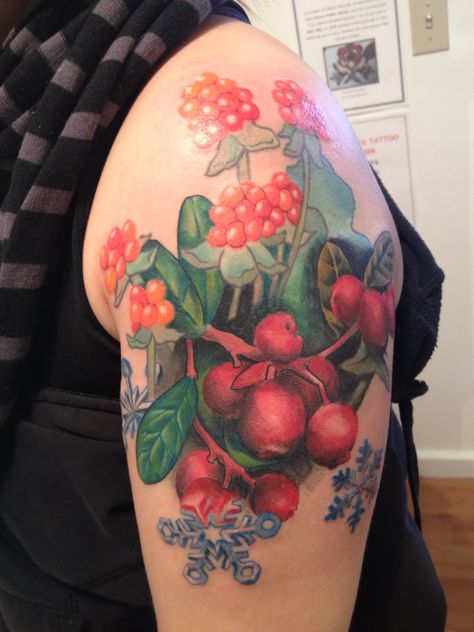 Lingon berries and cloud berries Cloud Berry Tattoo, Salmon Berry Tattoo, Blackberry Tattoo Color, Blackberry Shoulder Tattoo, Blackberry Arm Tattoo, Cloud Berries, Tattoo Sleeve, Ink Art, I Tattoo