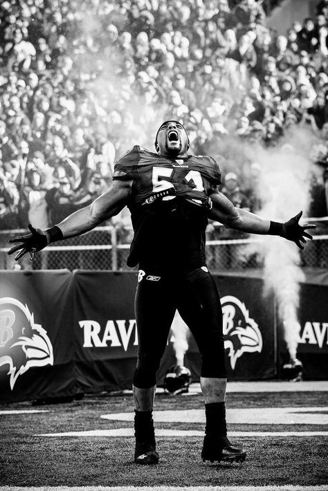 Ray Lewis Ray Lewis Wallpapers, Lewis Wallpaper, Football Drip, Ray Lewis, Who I Want To Be, Goals Quotes, Nfl Players, Baltimore Ravens, Ravens