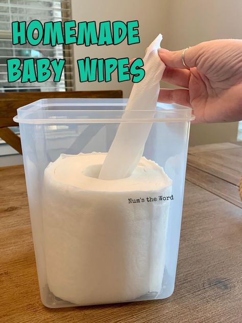 Homemade Baby Wipes are so easy to make and cost significantly less than the grocery store! Perfect for babies, cleaning or dusting and great for the environment! #babywipes #homemade #essentialoils #coconutoil #avocadooil #castilesoap #papertowels #cloth #reusable #disposable #baby #cleaningwipes #woodwipes #earthfriendly #natural Baby Wipes Recipe, Homemade Baby Wipes, Wipes Diy, Reusable Baby Wipes, Reusable Wipes, Baby Cleaning Products, Homemade Baby, Travel Diy, Paper Towels