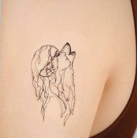 Two Wolves Tattoos For Women, Wolf Tattoos For Women Back, Inner Wolf Tattoo, Women Tattoo Upper Arm, She Wolf Tattoo Minimalist, Wolf Henna Tattoo, Alpha Woman Tattoo, Womens Back Arm Tattoo, Momma Wolf Tattoo