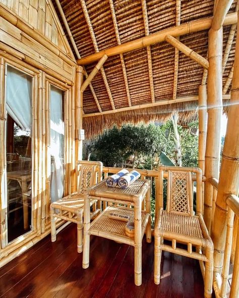 Bamboo House Bali, Bamboo Villa, Treehouse Living, Treehouse Masters, Philippine Houses, Treehouse Hotel, Cat Tree House, Tree House Kids, Nusa Penida