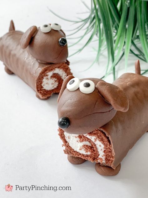 Swiss Roll Dog Cake, Swiss Roll Birthday Cake Ideas, Sausage Dog Party Theme, Wiener Dog Party, Cute Animal Birthday Cake, Sausage Dog Birthday Cake, Dachshund Party Ideas, Sausage Dog Cake Dachshund, Dog Themed Snacks