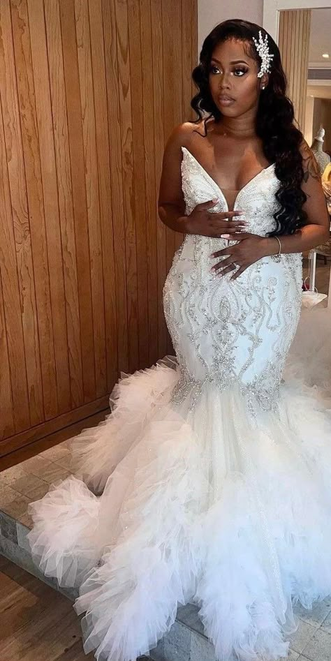 Black Woman Wedding Dress, Wedding Dress Black Women, Wedding Dresses Gown, Black Women Wedding Dresses, After Wedding Dress, Wedding Dresses Black Women, Chic Wedding Gown, Cream Wedding Dresses, Dress Black Women