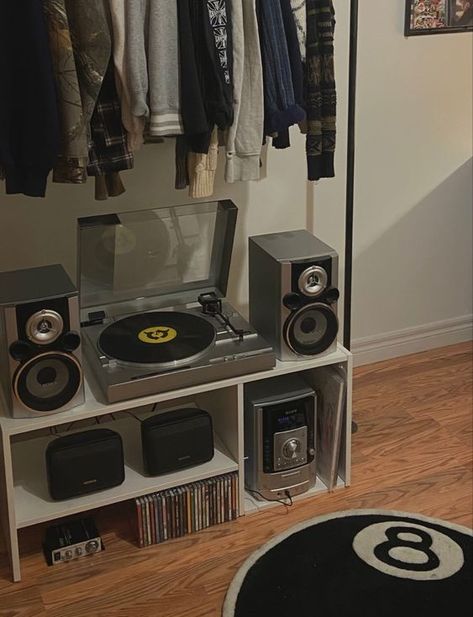 So aetshetic! Crosley CR8005F-TN Cruiser Plus Vintage 3-Speed Bluetooth in/Out Suitcase Vinyl Record Player Turntable 8 Ball Rug Aesthetic, 8ball Rug Room, Recordplayer Vintage Aesthetic, Grey Black And White Bedroom Aesthetic, Metal Bedroom Aesthetic, Vintage Room Ideas Men, Stussy 8 Ball Rug, Vintage Music Room Aesthetic, Mens Room Inspiration