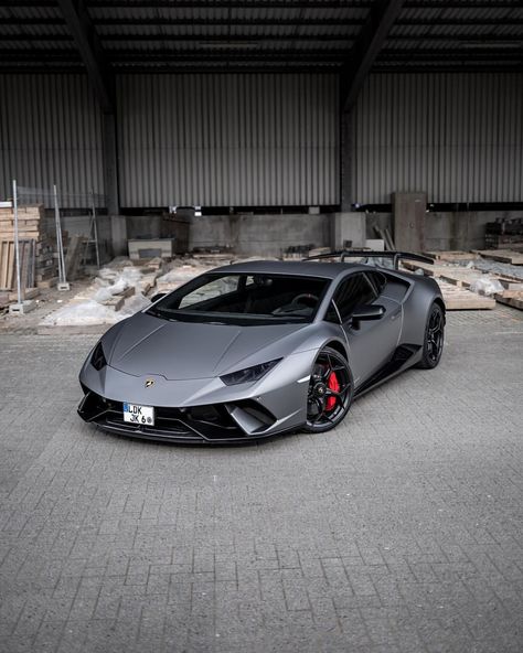 The mighty Huracán Performante –––––––––––––––––––––––––––––––––––––––––––––––––– #Lamborghini #Huracan #Performante #LP640 #V10 #6DMark2… Lamborghini Pictures, Lamborghini Huracan Performante, Huracan Performante, Sports Cars Lamborghini, Luxe Auto's, Lamborghini Lamborghini, Cars Lamborghini, Lamborghini Veneno, Lamborghini Cars