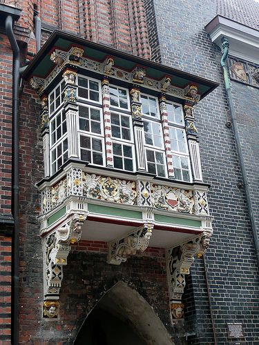 Oriel Window Oriel Window, Casa Country, Bow Window, Art Nouveau Architecture, Country Homes, Beautiful Windows, The Golden Age, Window Design, Beautiful Architecture