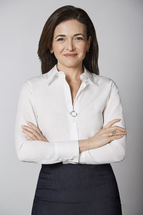 Sheryl Sandberg -Net Worth: $1 Billion, business, business women, entrepreneurs, women entrepreneurs, #business, #businesswomen, #entrepreneurs, #womenentrepreneurs  www.thinkruptor.com Corporate Headshot Poses, Pro Pictures, Corporate Headshots Women, Business Portraits Woman, Linkedin Photo, Professional Headshots Women, Corporate Women, Sheryl Sandberg, Headshots Women