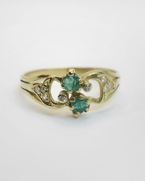 Swipe to see these ladies up close and solo 🥰❤️➡️ A few details below ⬇️ 💙Dated 1975, Vintage “Edwardian Style” Sapphire and Diamond Ring, 18ct gold - 575€ 🤍 Vintage French Cultured Pearl Flower Ring, 18ct gold - 150€ 💚Art Deco Diamond Boat Ring, with Emeralds and Green Pastes, 14ct - 245€ 💛Dated 1903, Edwardian Antique Five Stone Diamond Ring, 18ct - 575€ 💚Art Nouveau Emerald and Diamond Toi et Moi Ring, 18ct - 395€ 💙 Elegant Antique Diamond and Sapphire Ring, 14ct - 425€ Which one ... Pearl Flower Ring, Delicate Aesthetic, Diamond And Sapphire Ring, Art Nouveau Ring, Edwardian Ring, Emerald And Diamond Ring, Stone Diamond Ring, Edwardian Style, Sapphire And Diamond Ring