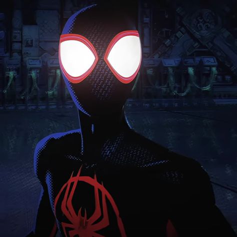 Miles Morales Pfp, Spiderman Comic Art, Instagram Layouts, Dark Pics, Image Spiderman, Miles Spiderman, Spider Man Miles Morales, Spider Man Miles, Miles Morales Spiderman