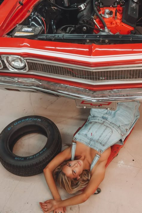 Car Model Photoshoot, Rugby Photography, Hannah Palmer, Car Yard, Classic Car Photoshoot, Model Tiktok, Woman Mechanic, Girl Mechanics, Millions Of Followers