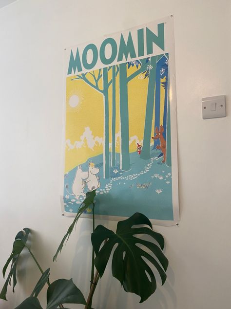 Moomin Bedroom, Moomin Decor, Moomin Poster, Moomin Aesthetic, Uni Room, Retro Lighting, Room Posters, Bedroom Inspo, Little House