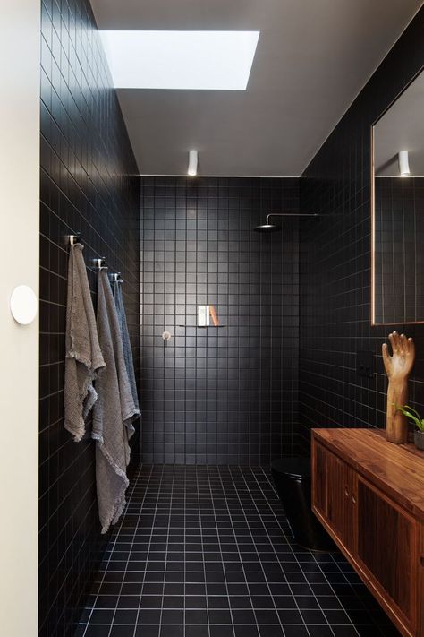 Bathroom Black Tile, Square Tile Bathroom, Black Tile Bathroom Floor, Black Tile Bathrooms, Modern Black Bathroom, Built In Bathtub, Tiled Bathroom, Skylight Blinds, Black Tile