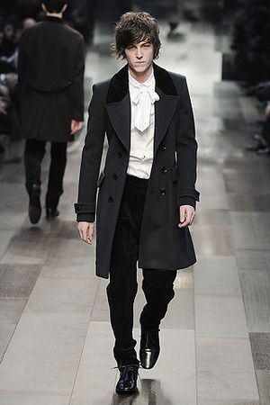 Burberry Prorsum, Trendy Winter, Moda Vintage, Mens Casual Outfits, Fantasy Clothing, Mens Fashion Trends, Wedding Suits, Gothic Fashion, Mens Fashion Casual