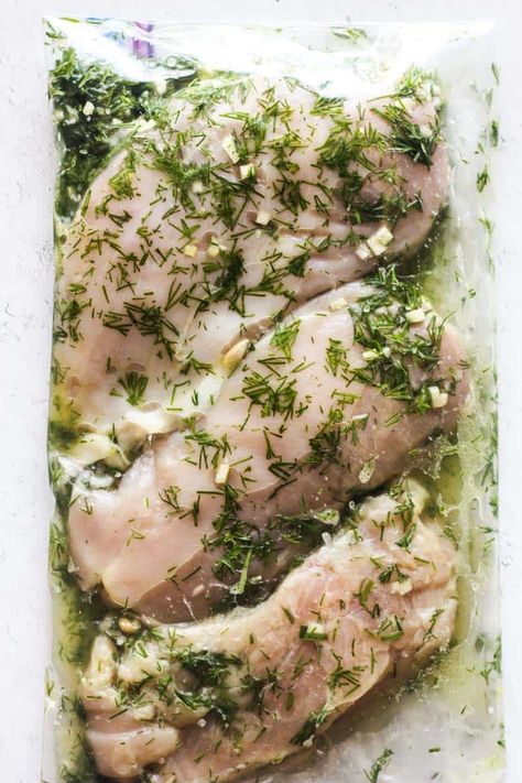 chicken marinade with dill in the bag Lemon Chicken Marinade, Lemon Dill Chicken, Chicken Breast Marinade, Dill Chicken, Dill Recipes, Meat Marinade, Chicken Marinade Recipes, Easy Sheet Pan Dinners, Meat Seasoning