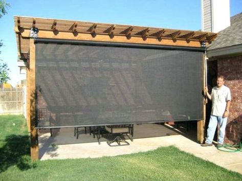 Terrasse Med Tak, Ombra Pergola, Hot Tub Privacy, Design Per Patio, Pergola Diy, Deck Privacy, Patio Privacy, Patio Pergola, Patio Enclosures